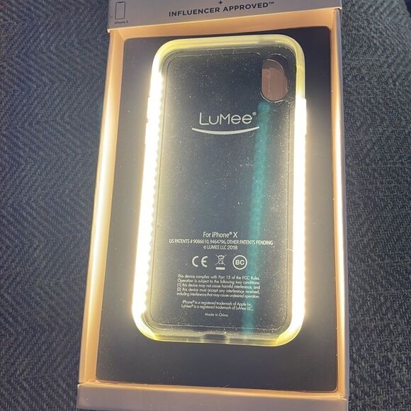 Lumee IPhone X duo Instafame Lighted Case - Picture 4 of 5